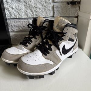 Nike Jordan 1 Retro High Top MCS Mens Baseball Cleats Mens US 9 Black White